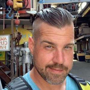 Meet your Posher, Christopher